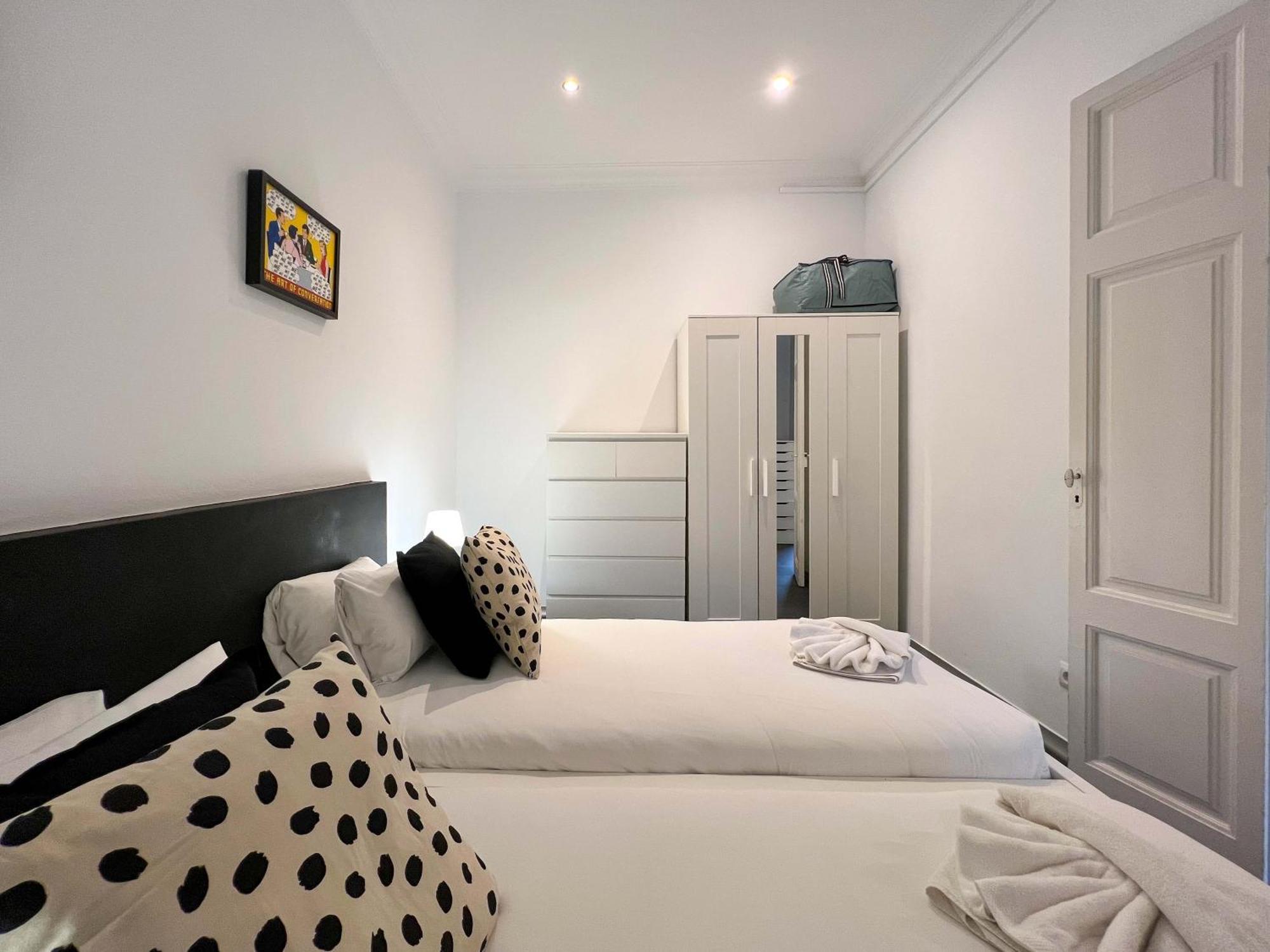 Stay Unique Apartments Cent Barcelona Ngoại thất bức ảnh