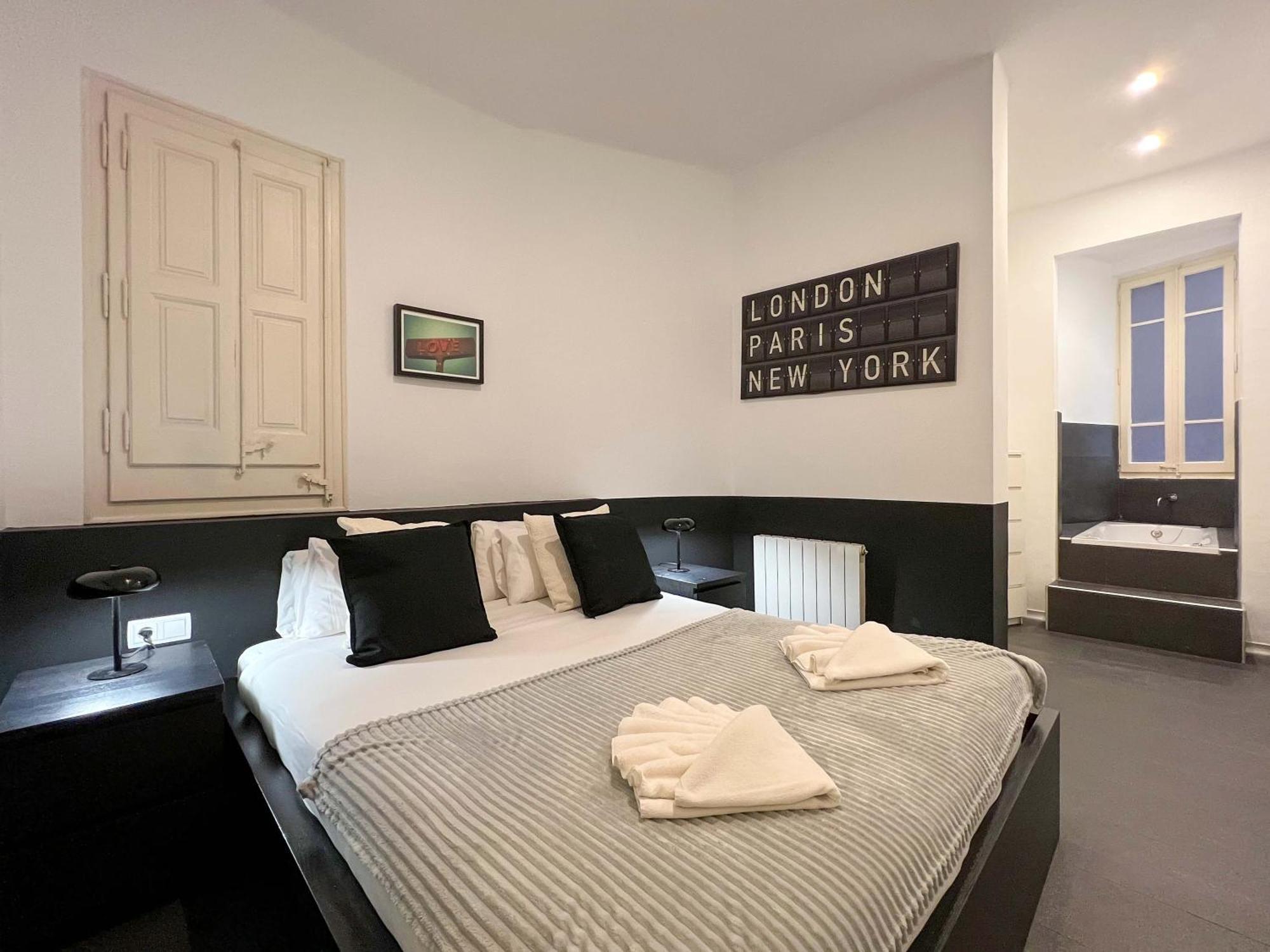 Stay Unique Apartments Cent Barcelona Ngoại thất bức ảnh